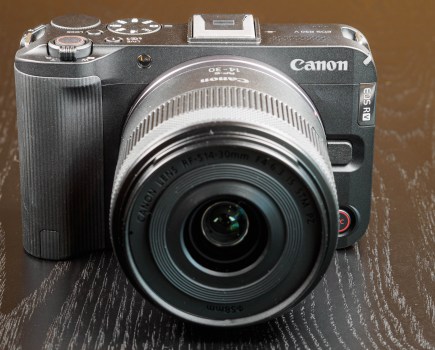 Canon EOS R50 V with 14-30mm lens, front view