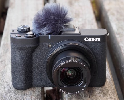 Canon PowerShot V1 camera