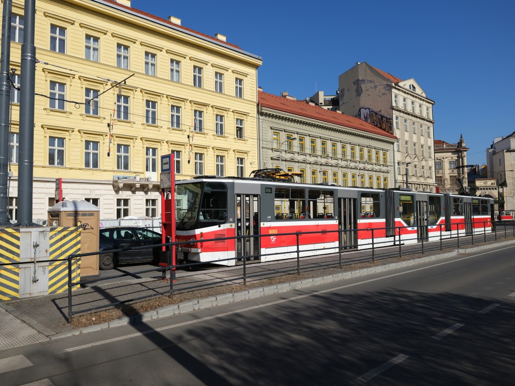 Fujifilm GFX100RF - Tram - Lots of detail can be captured. Photo JW/AP