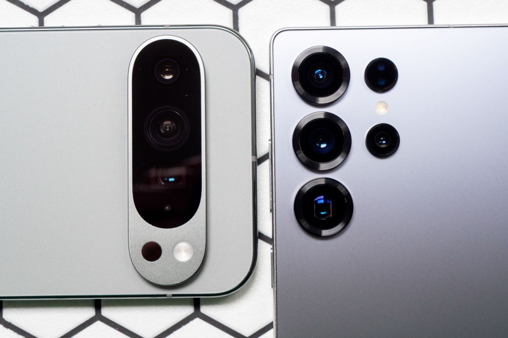 The camera units of the Google Pixel 9 Pro XL and the Samsung Galaxy S25 Ultra
