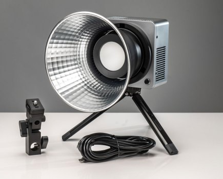 Neewer HB80C RGB COB LCD light