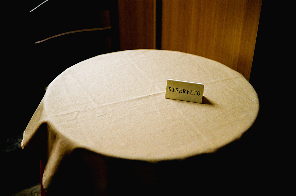 Reserved.
Camera: Konica Hexar AF
Film: 35mm, Kodak UltraMax / Portra 400 / ColourPlus.
June 2024 in Como, Italy.
