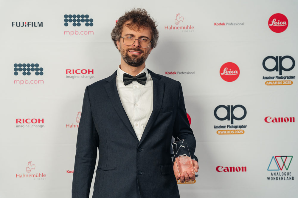 AP Awards Valery Poshtarov