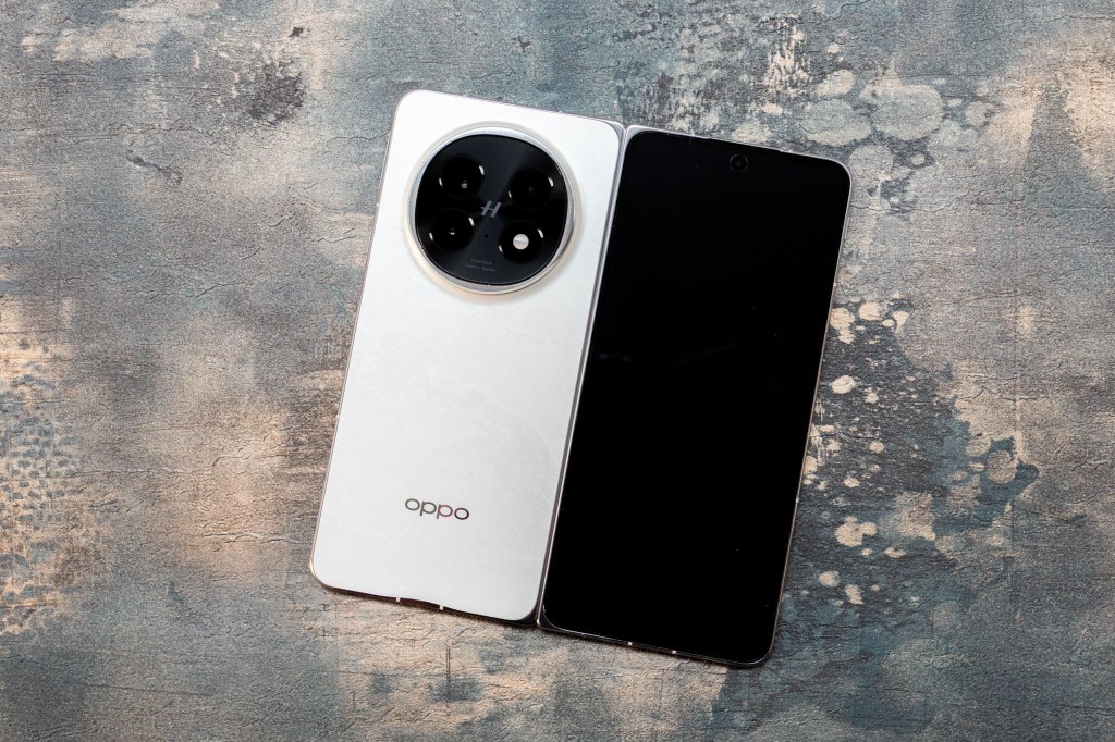 The Oppo Find N5 unfolded