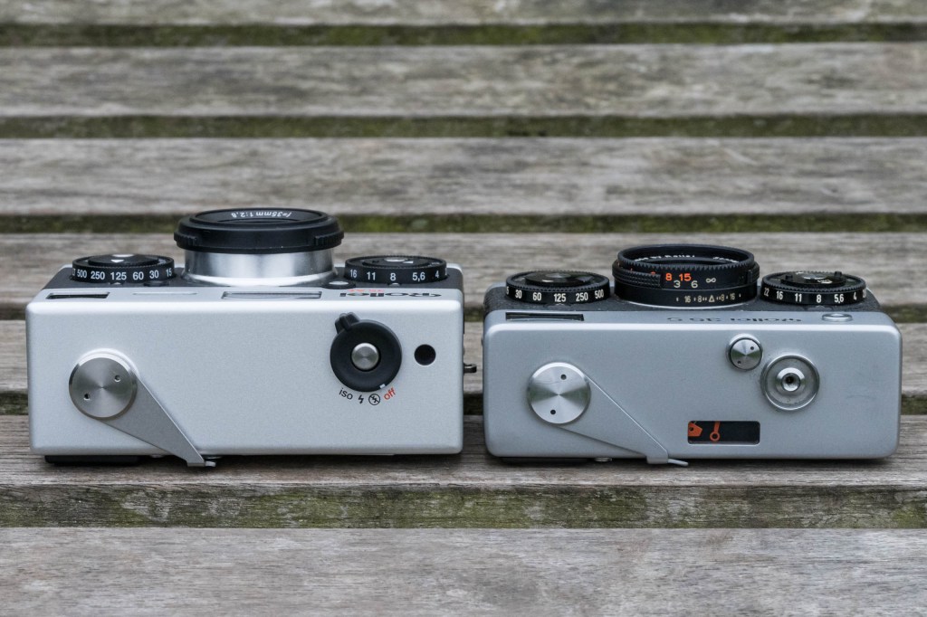Rollei 35AF vs Rollei 35S - top view, lens retraced