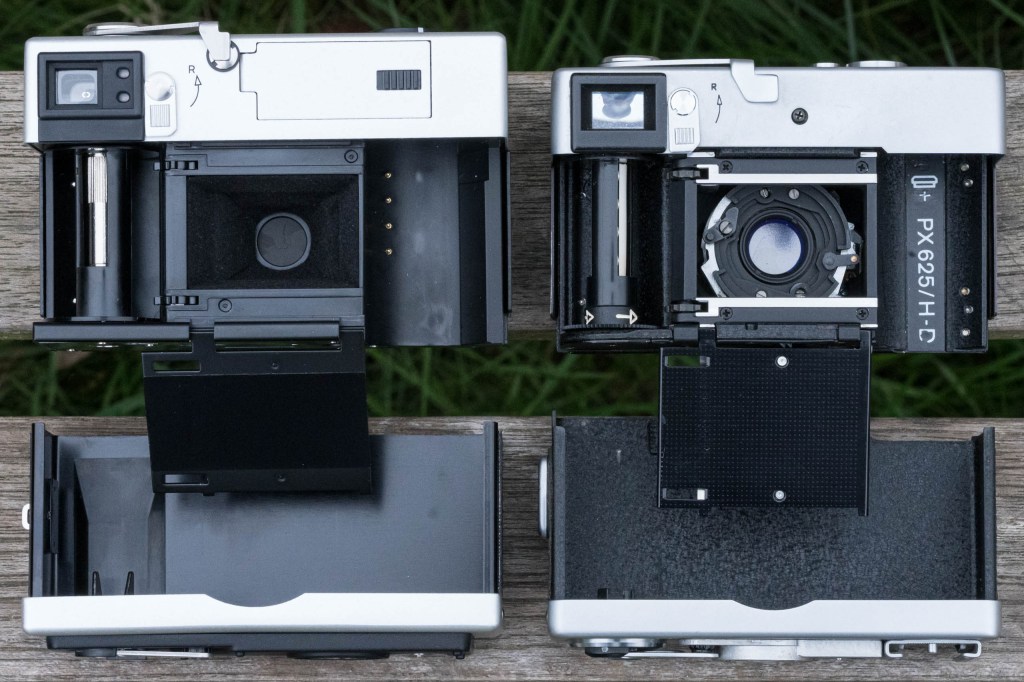 Rollei 35AF vs Rollei 35S - backs removed
