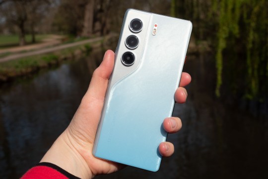 Evaluación del  TECNO CAMON 40 PRO