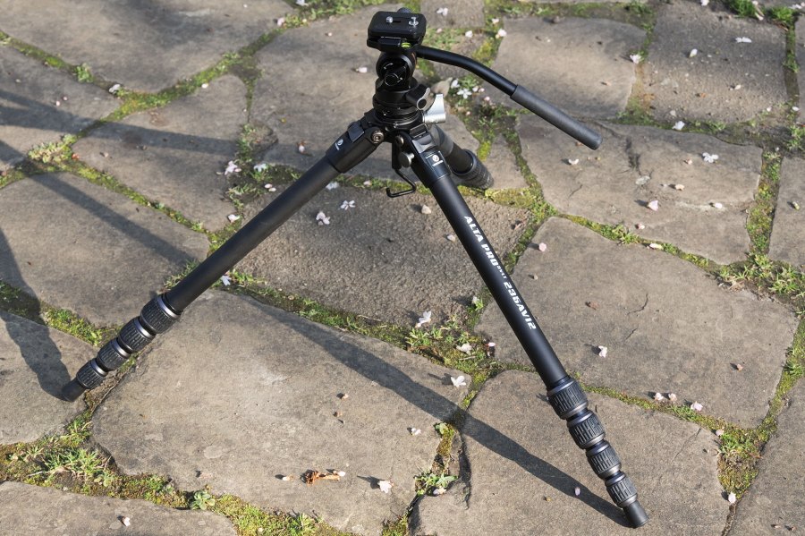 Vanguard Alta Pro 3VLT 235AV 12 video tripod