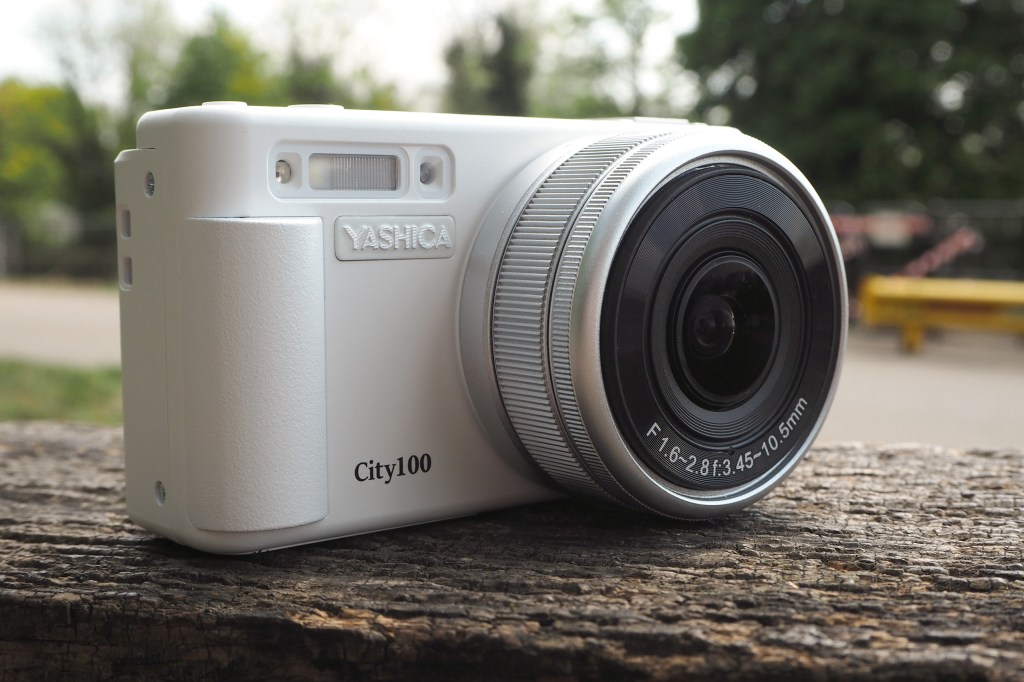 Yashica City100 - Photo Gavin Stoker