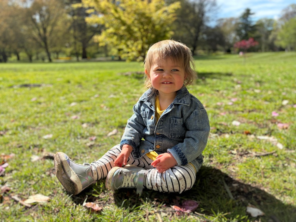 A portrait image taken with the iPhone 16e