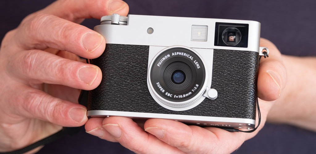Fujifilm X half in-hand