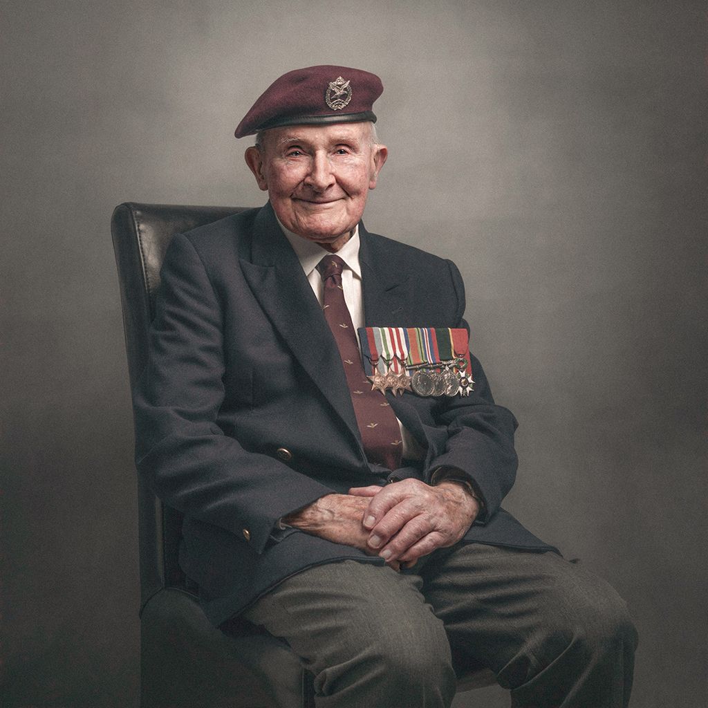 portrait of ww2 veteran laurie weeden