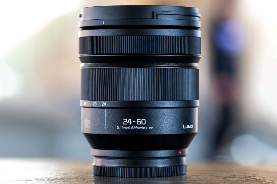 Panasonic Lumix S 24-60mm F2.8. Image credit: Panasonic