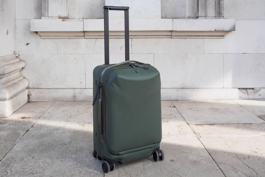 Peak Design Roller Pro in sage