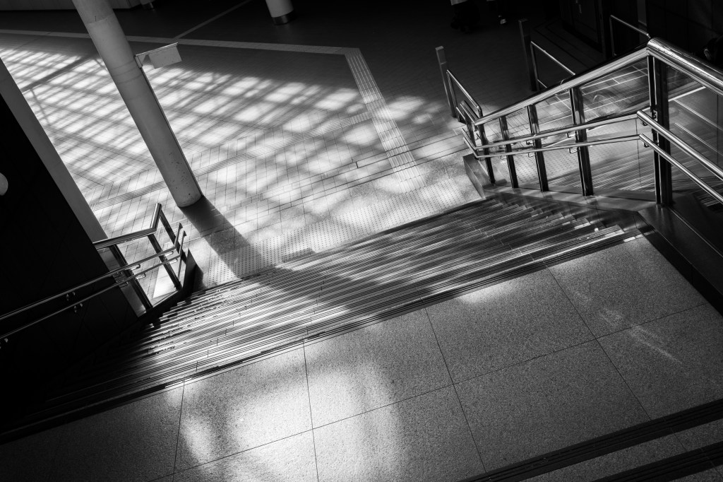 Sigma BF Yokohama subway station sample image