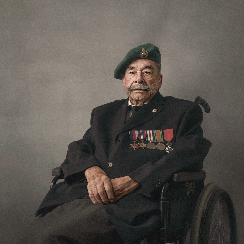 portrait of Stephen Barnwell in a wheelchair ww2 veteran portrait ve 80