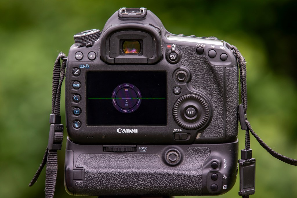 Canon EOS 5D Mark III digital level. Peter Travers