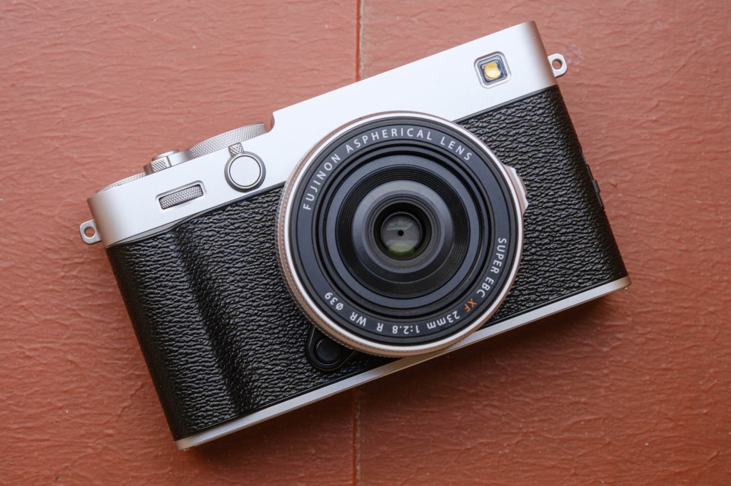 Fujifilm X-E5 front view