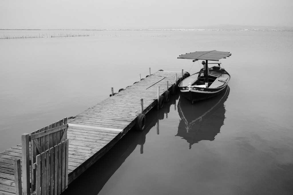 Fujifilm X-E5 boat Acros sample image