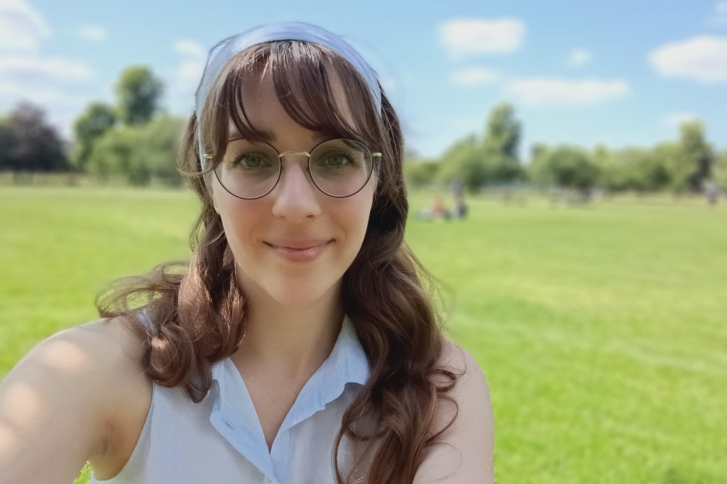 Motorola Moto G56 sample image selfie