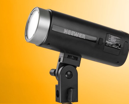 Neewer Q200 lights.