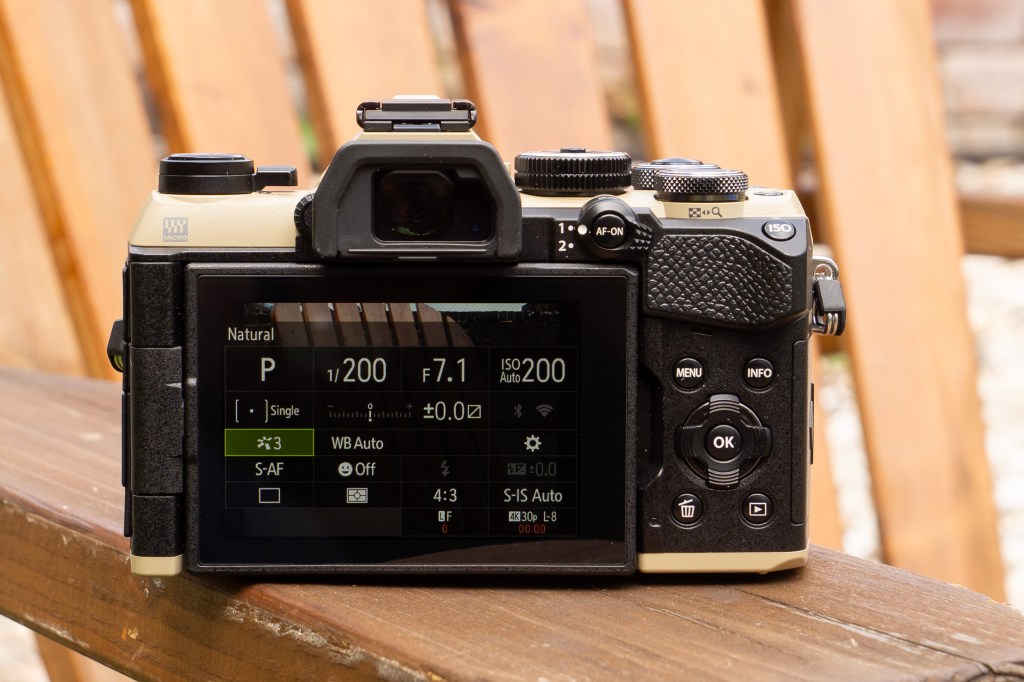 OM System OM-5 Mark II Sand Beige - Super Control Panel. Image credit: Joshua Waller