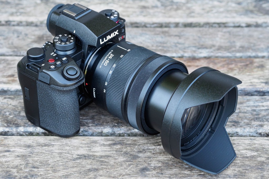 Panasonic Lumix S 24-60mm F2.8 on Lumix S1IIE, zoomed to 60mm with lens hood. 