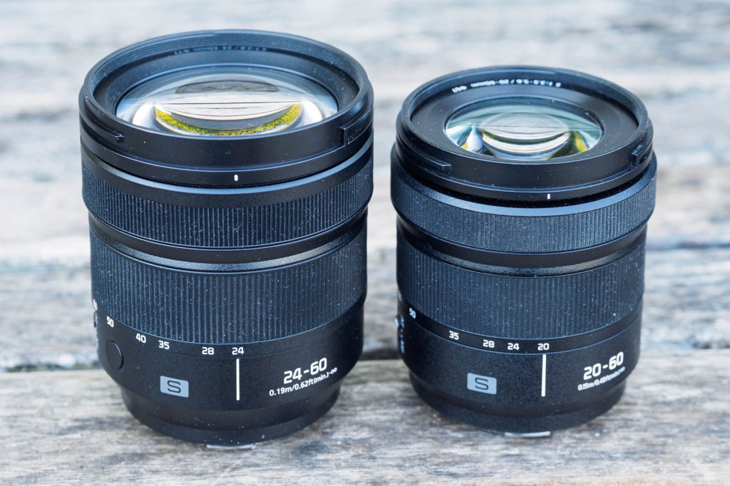 Panasonic Lumix S 24-60mm F2.8 vs 20-60mm kit zoom. 