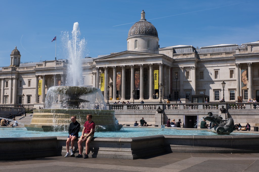 Panasonic Lumix S1IIE National Gallery London sample image