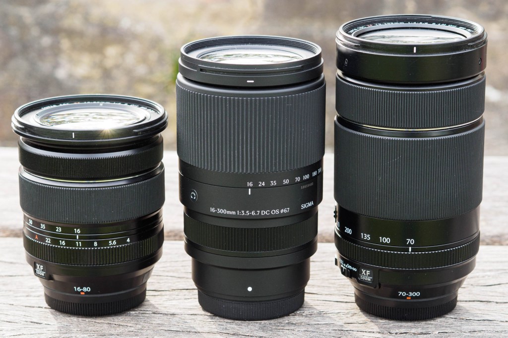 Sigma 16-300mm F3.5-6.7 DC DN between Fujifilm XF 16-40mm F4 and 70-300mm F4-5.6 zooms.