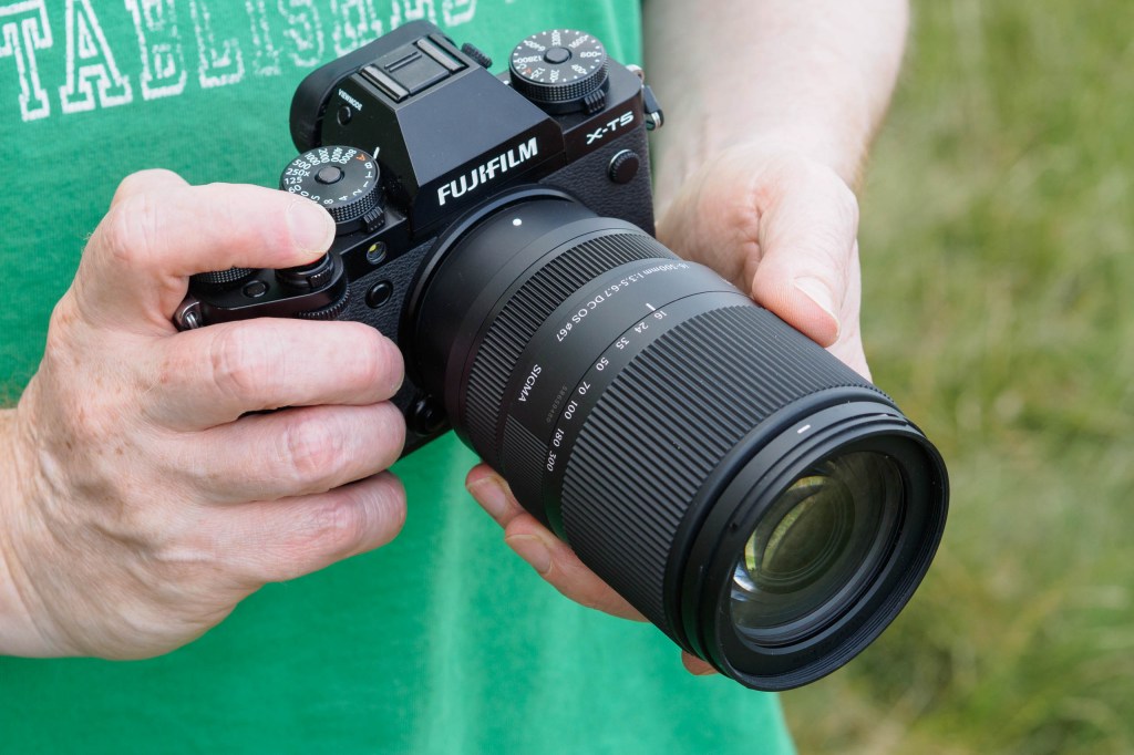 Sigma 16-300mm F3.5-6.7 DC DN in-hand on Fujifilm X-T5