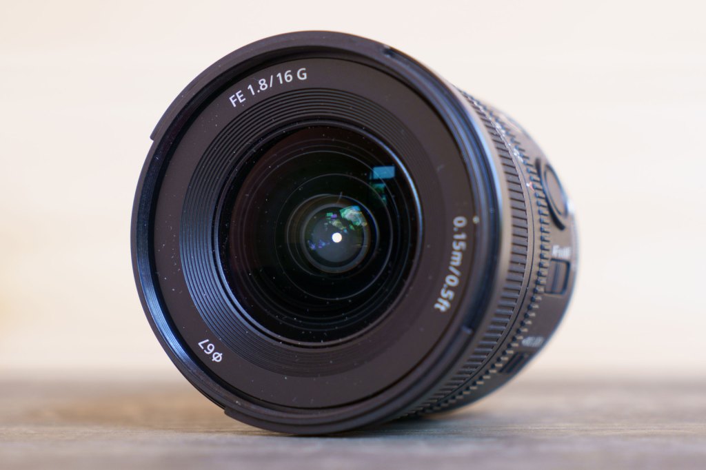 Sony 16mm f1.8 G lens front