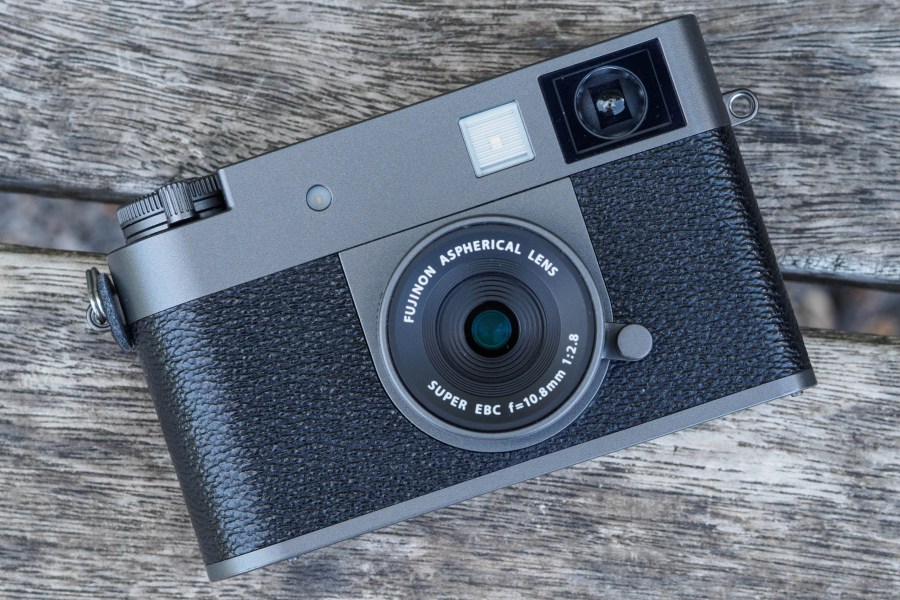 Fujifilm X half