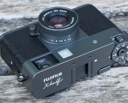 Fujifilm X half