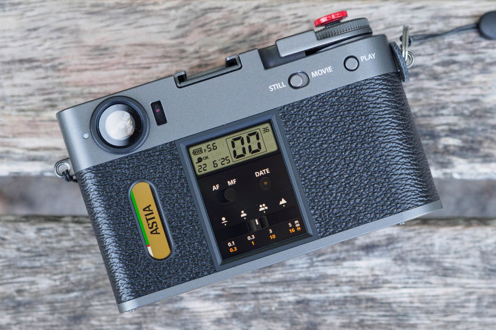 Fujifilm X half film camera mode control panel