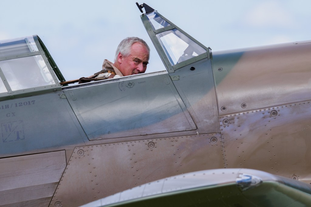 OM System 150-600mm F5-6.3 Hurricane pilot sample image