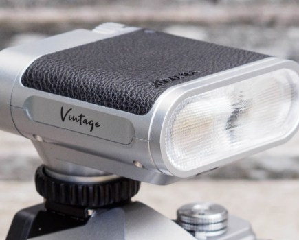 Viltrox Vintage Z1 flash unit
