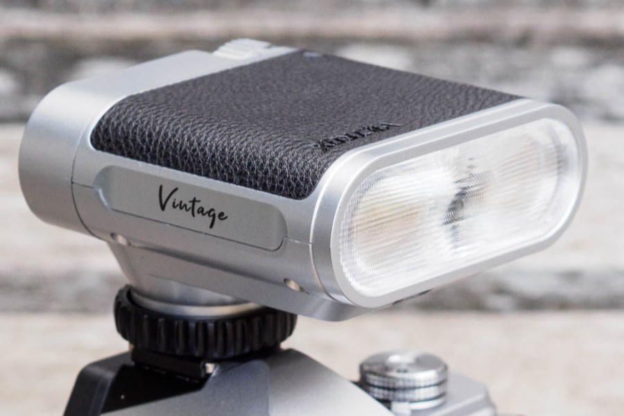 Viltrox Vintage Z1 flash unit