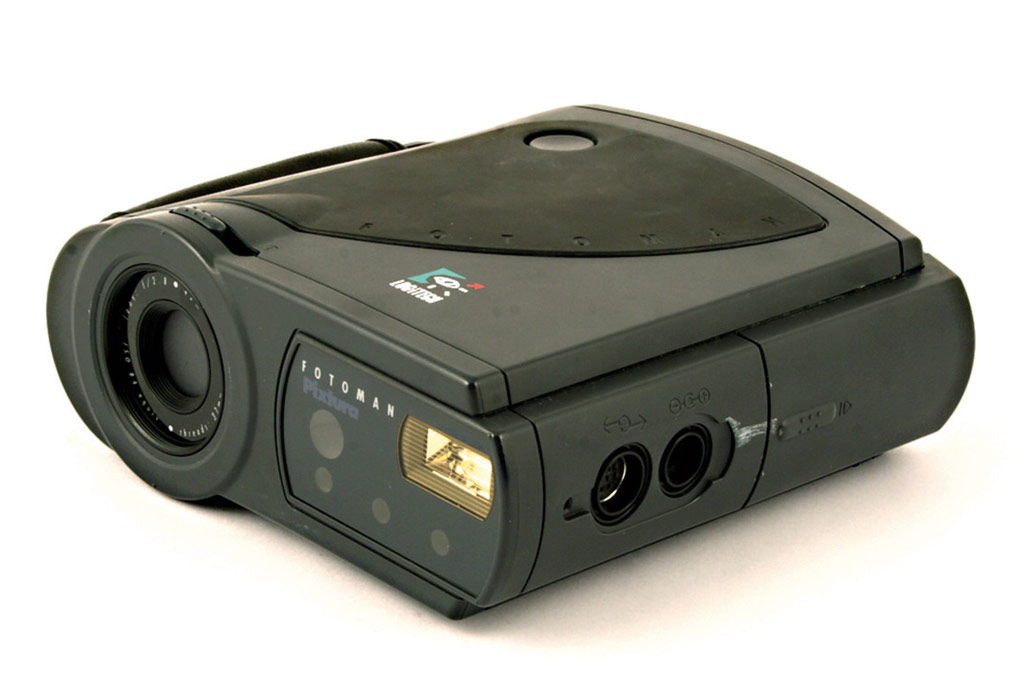 Kodak DC40, the company’s first consumer digital camera