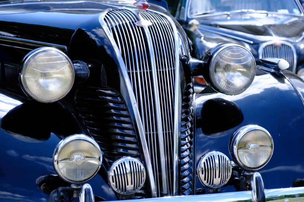 Fujifilm X-E5 vintage car detail sample image