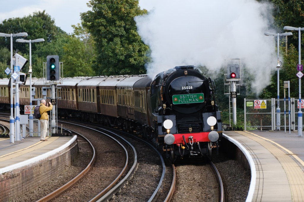 Fujifilm XF 70-300mm steam train sample image.