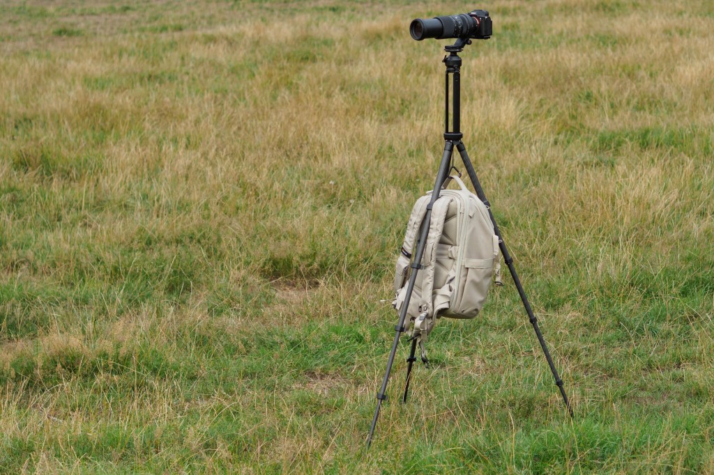 Heipi W28S fully extended with Sony A7R V and 100-400mm lens