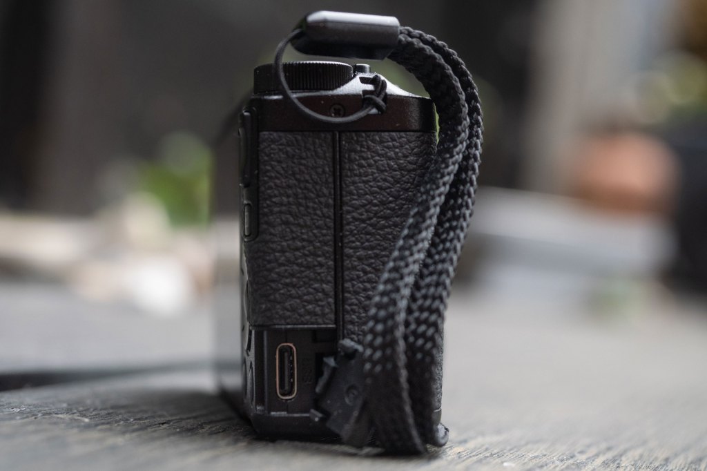 Ricoh GR IV USB-C port