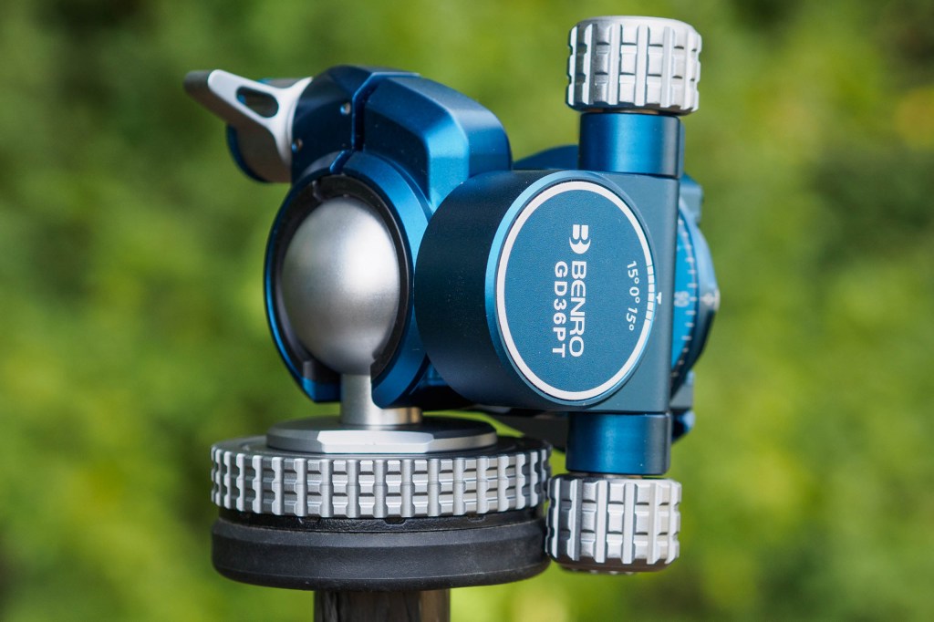 Benro GD36PT with ball head set for vertical shooting. Image credit: Andy Westlake