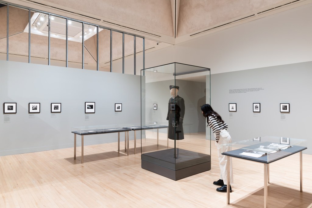 Installation Photography of Lee Miller at Tate Britain, 2 October 2025 – 15 February 2026. © Lee Miller Archives, England 2025. All rights reserved. leemiller.co.uk. Photo © Tate (Sonal Bakrania).