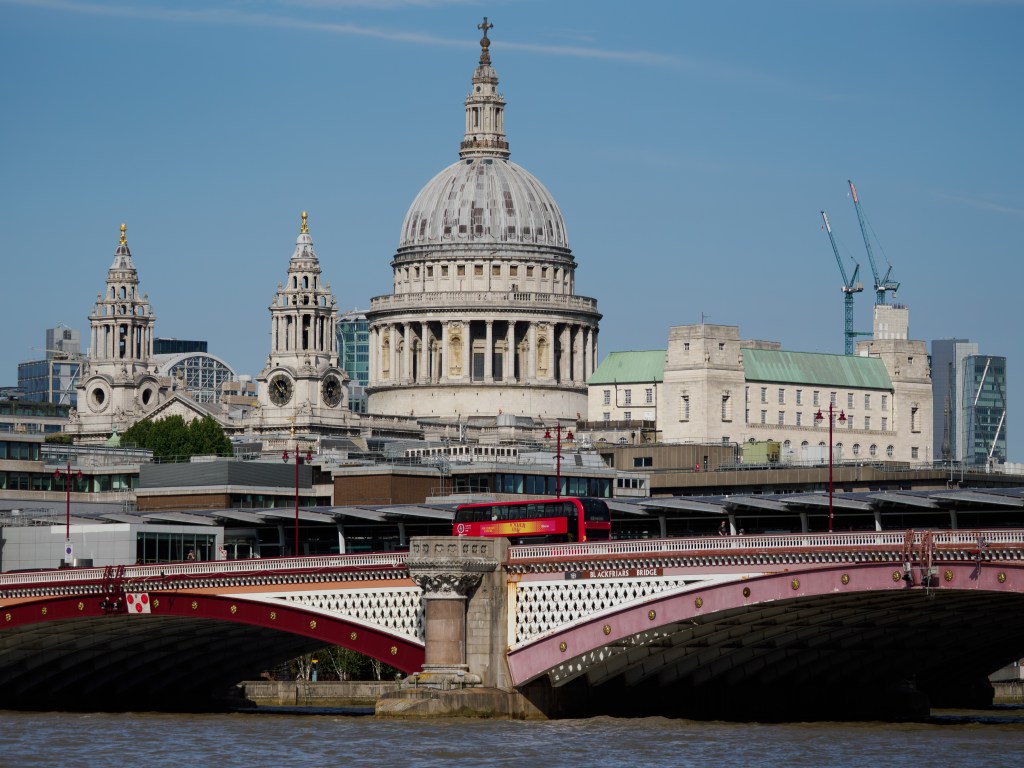 OM System 50-200mm F2.8 St Paul's Cathedral sample image