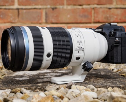 OM System 50-200mm F2.8 IS Pro