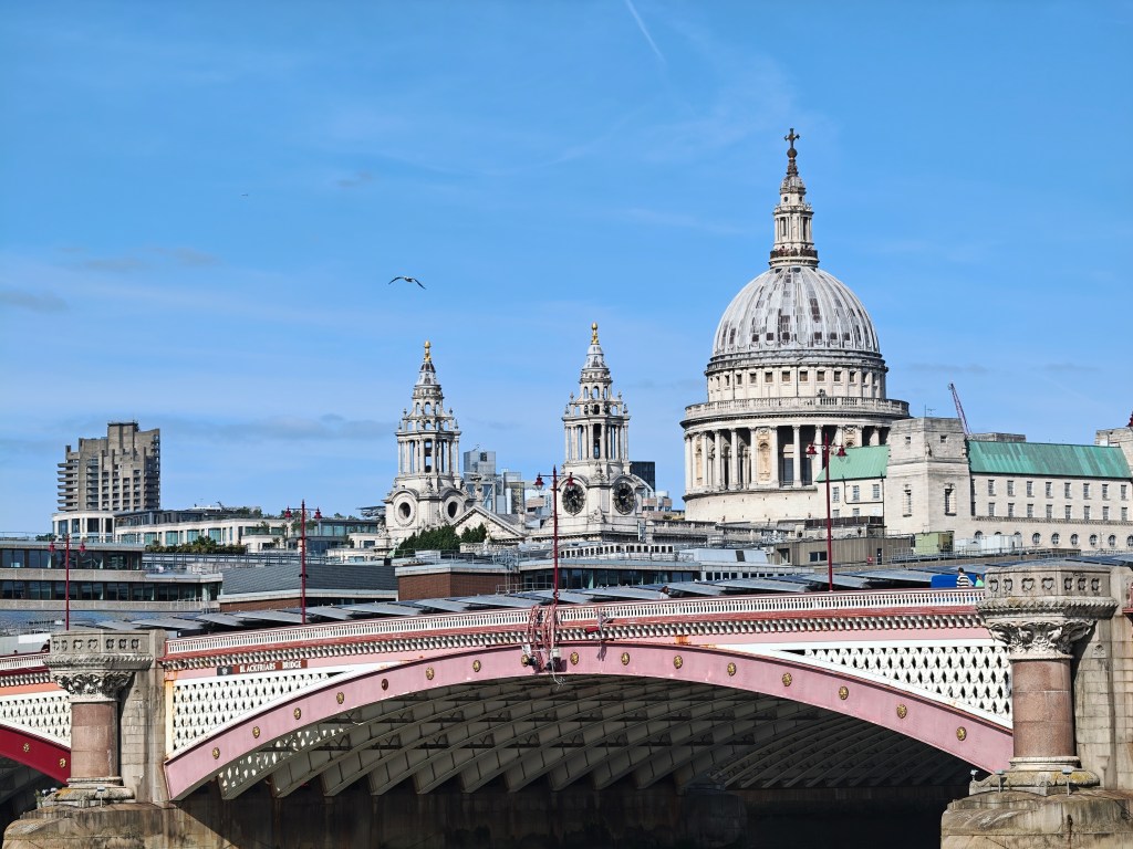 view over the thames towards st pauls cathedral using 6x zoom on oppo find x8 ultra