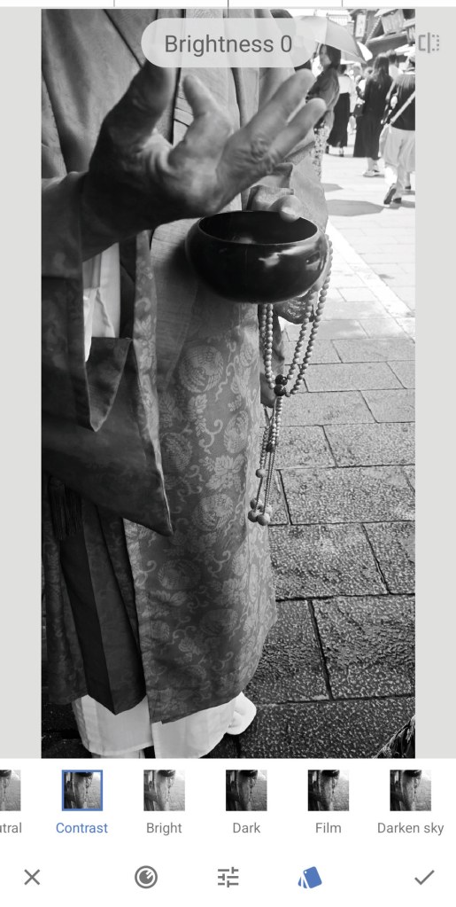 iPhone black and white apps