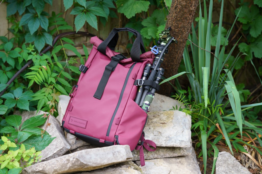 Wandrd Prvke 21 V4 side pocket. 
